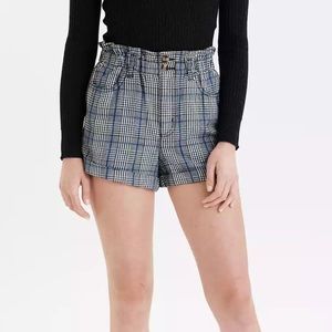 [SOLD] American Eagle Plaid Mom Shorts